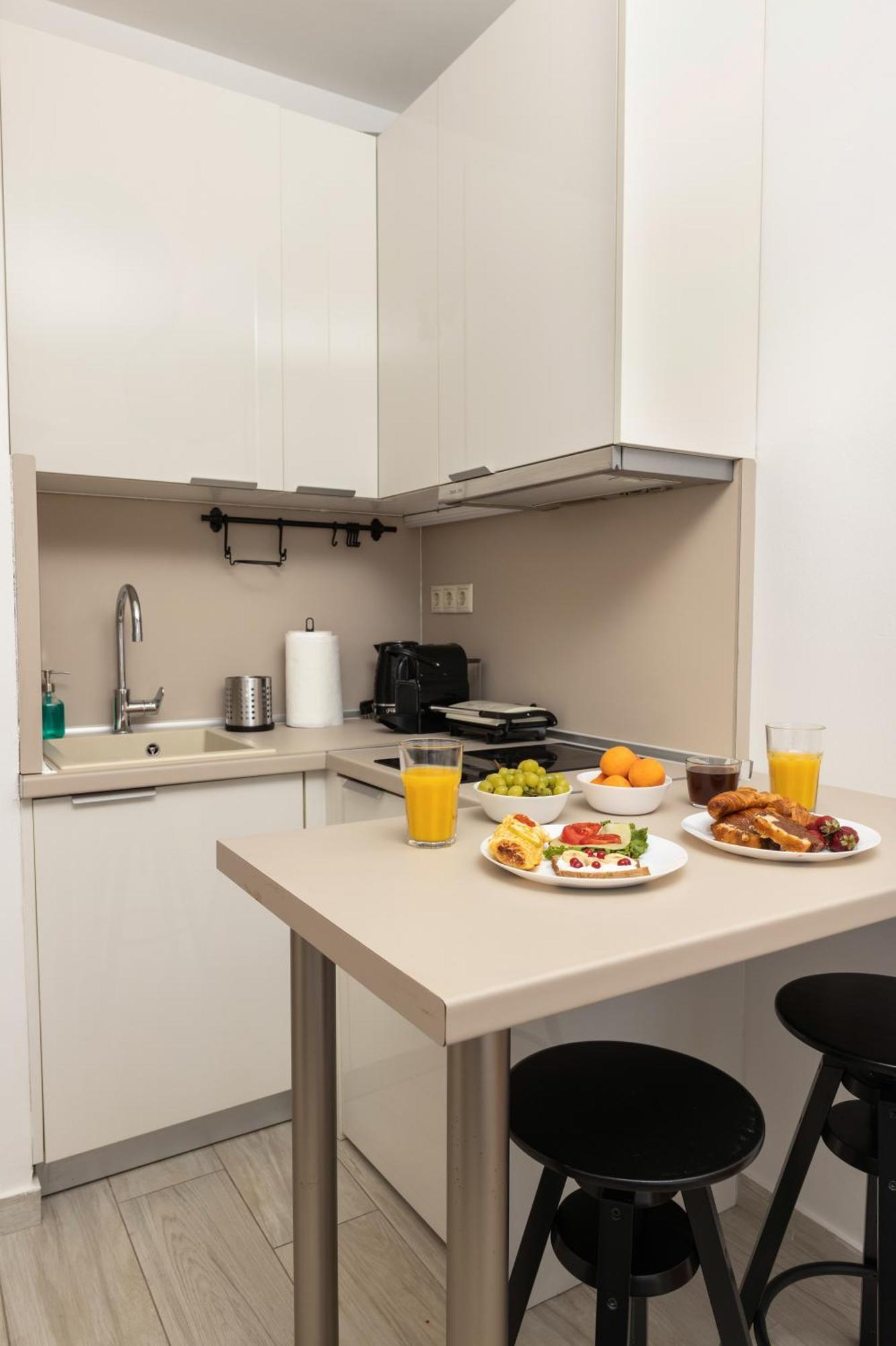 Urban Colors Apartments By Binobi! Thessaloníki Eksteriør billede